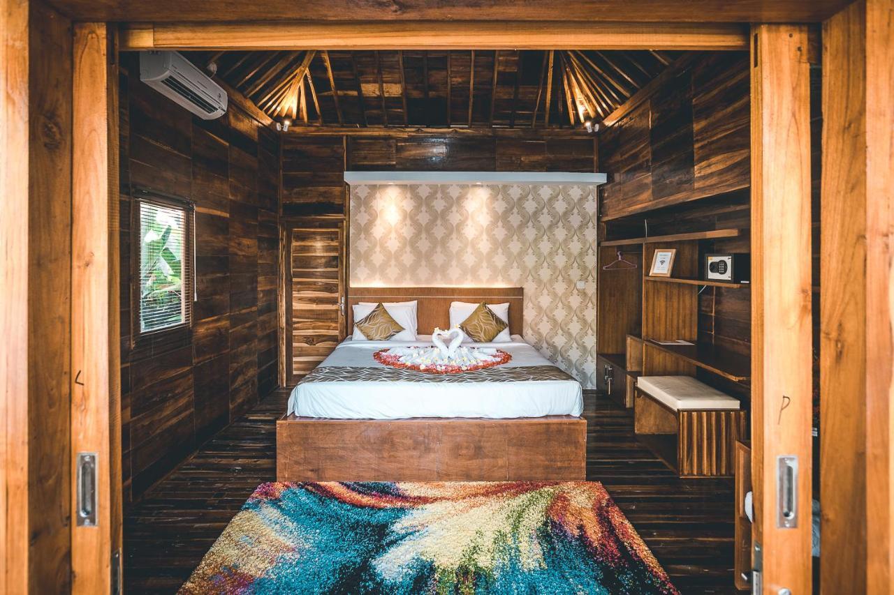 Ocho Bali Surf Camp Apartment Uluwatu  Exterior photo
